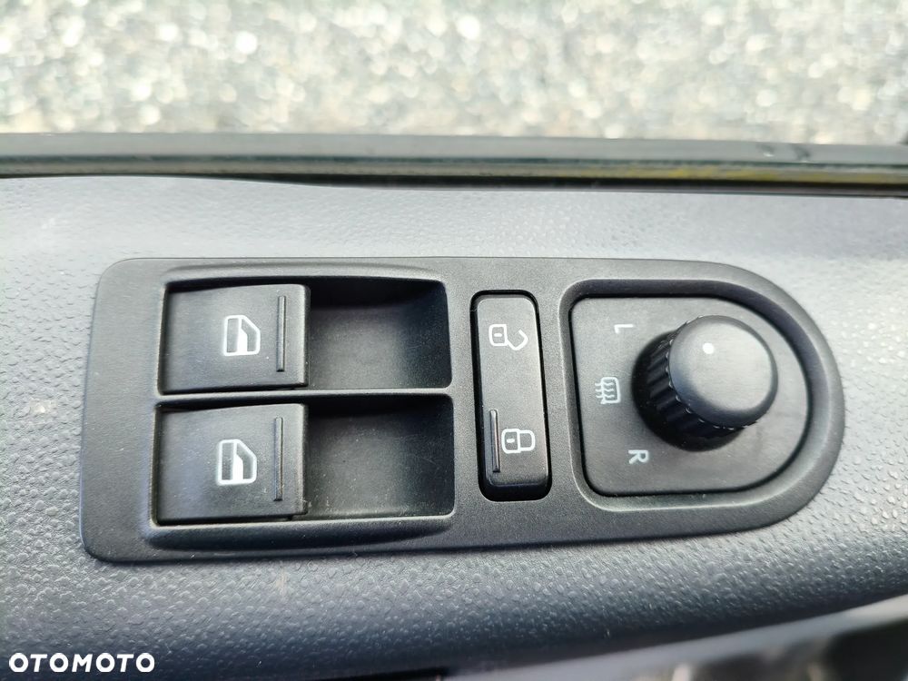 Volkswagen Transporter - 22