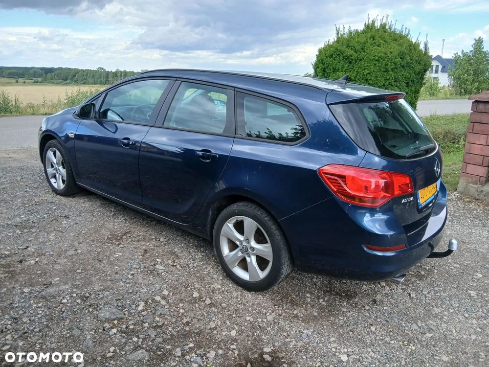 Opel Astra 1.4 Turbo Design Edition - 12