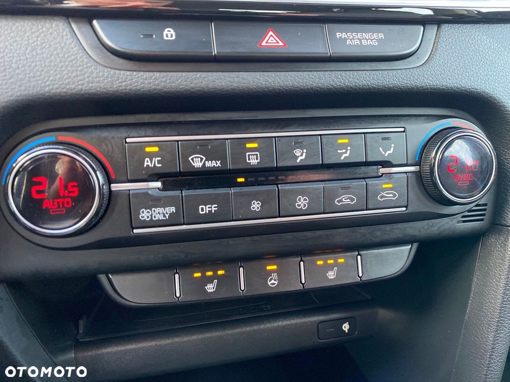 Kia XCeed - 27