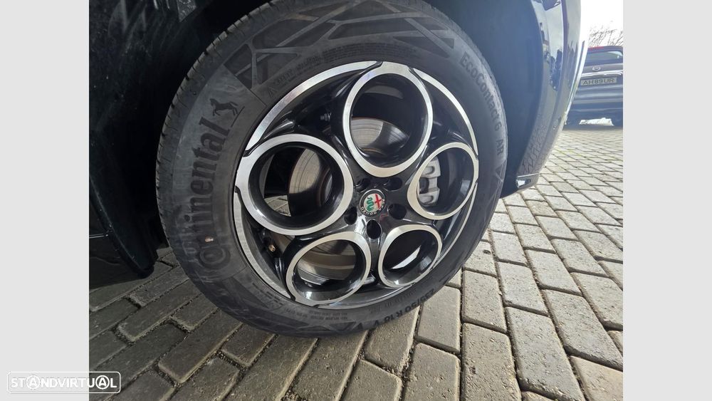 Alfa Romeo Tonale 1.3 Plug-In Hybrid TI e-AWD - 8