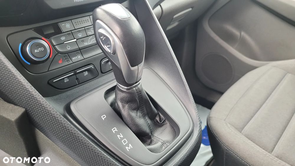 Ford Tourneo Connect Grand - 15