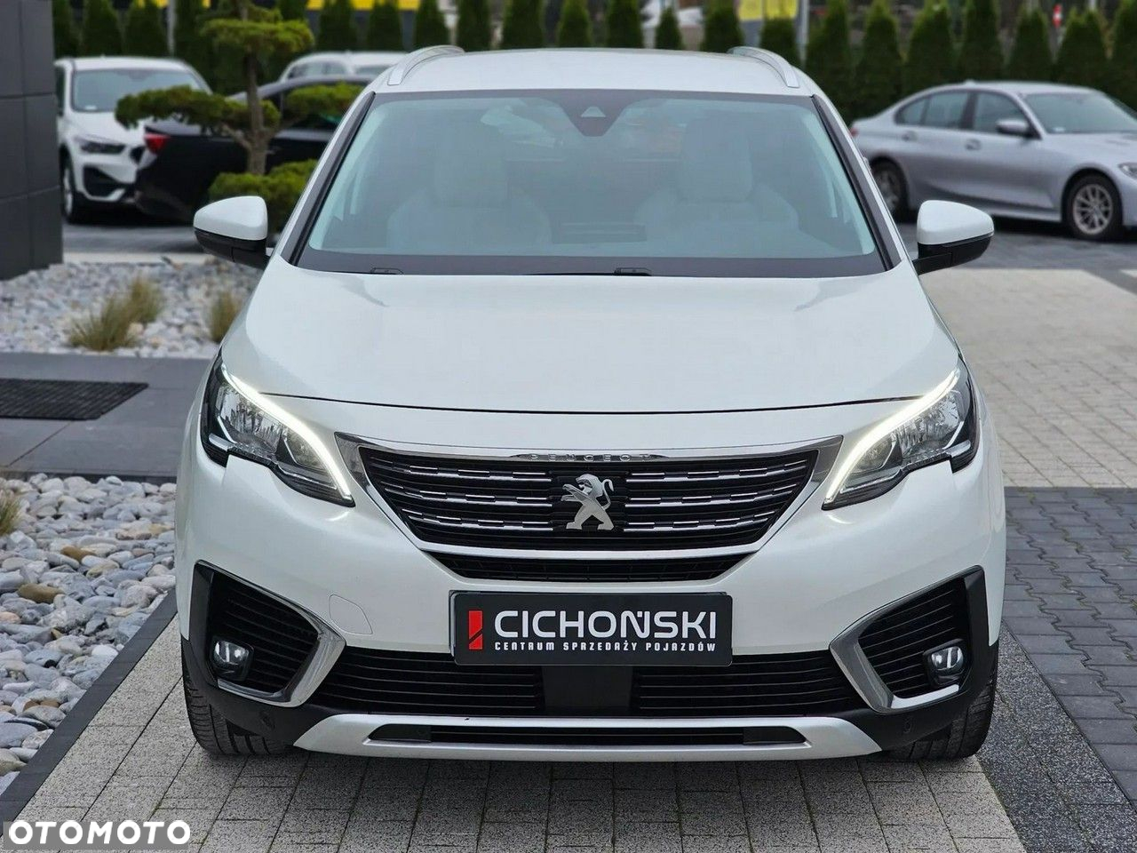 Peugeot 5008 1.6 PureTech Allure S&S EAT8 - 29