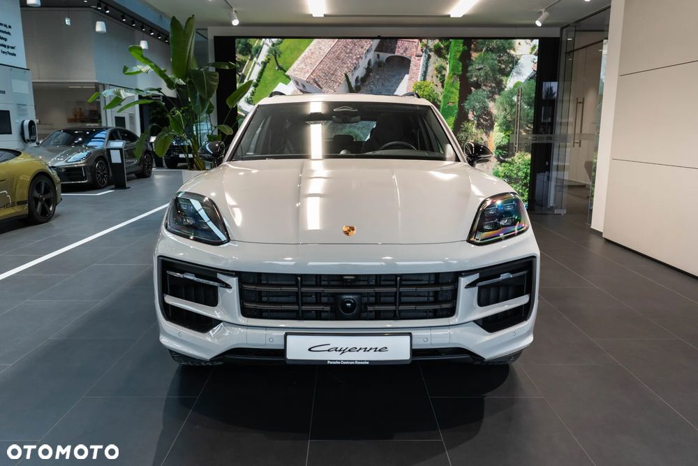 Porsche Cayenne E-Hybrid PHEV Black Edition - 3