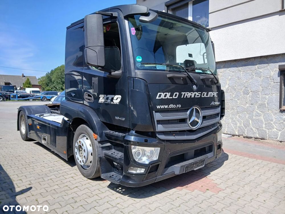 Mercedes-Benz Actros - 1