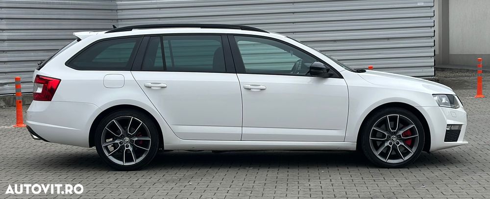 Skoda Octavia 2.0 TDI RS DSG - 13