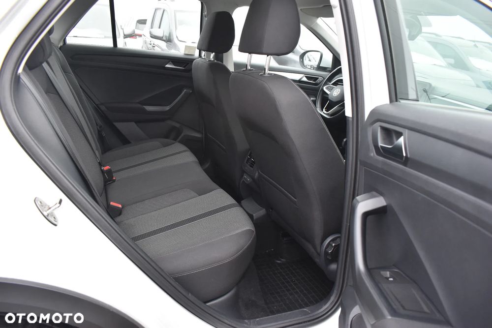 Volkswagen T-Roc 1.5 TSI Life - 16