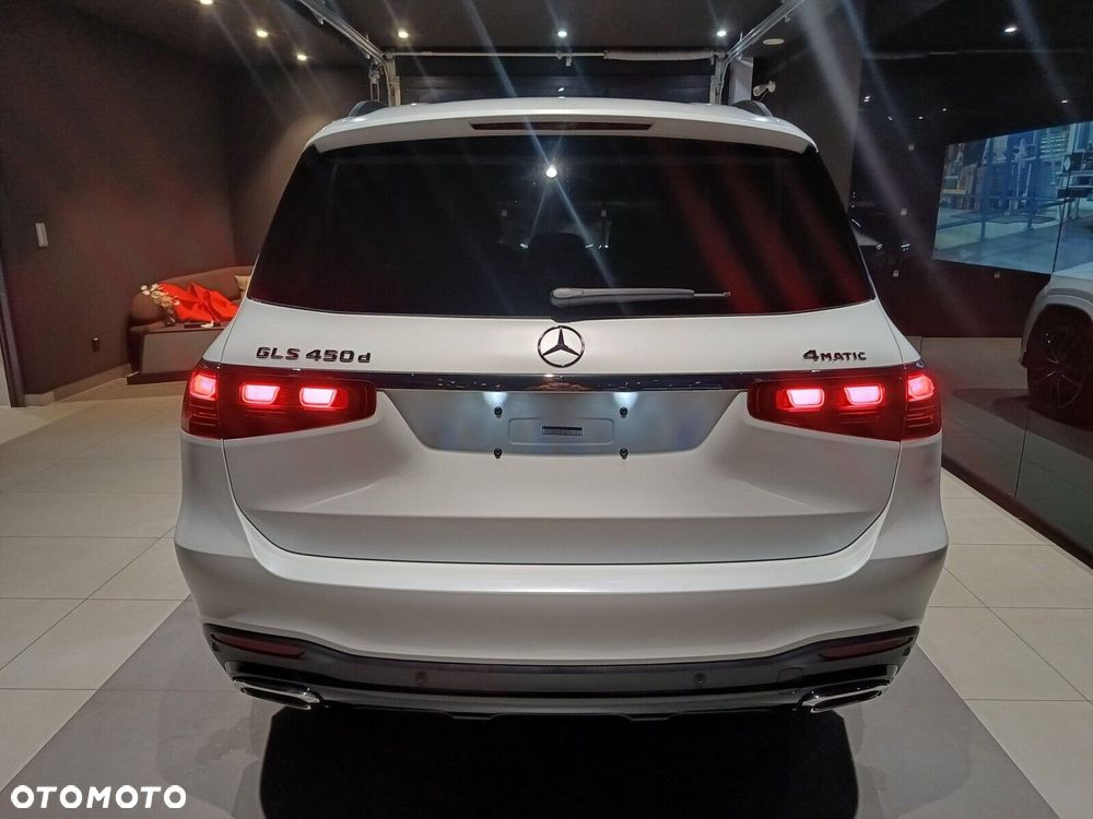 Mercedes-Benz GLS - 8