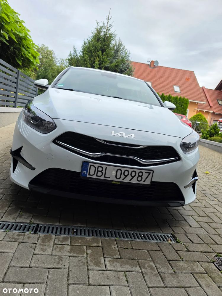 Kia Ceed 1.5 T-GDI MHEV Business Line DCT - 11