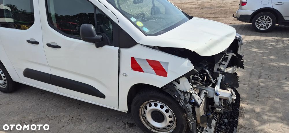 Citroën BERLINGO - 8