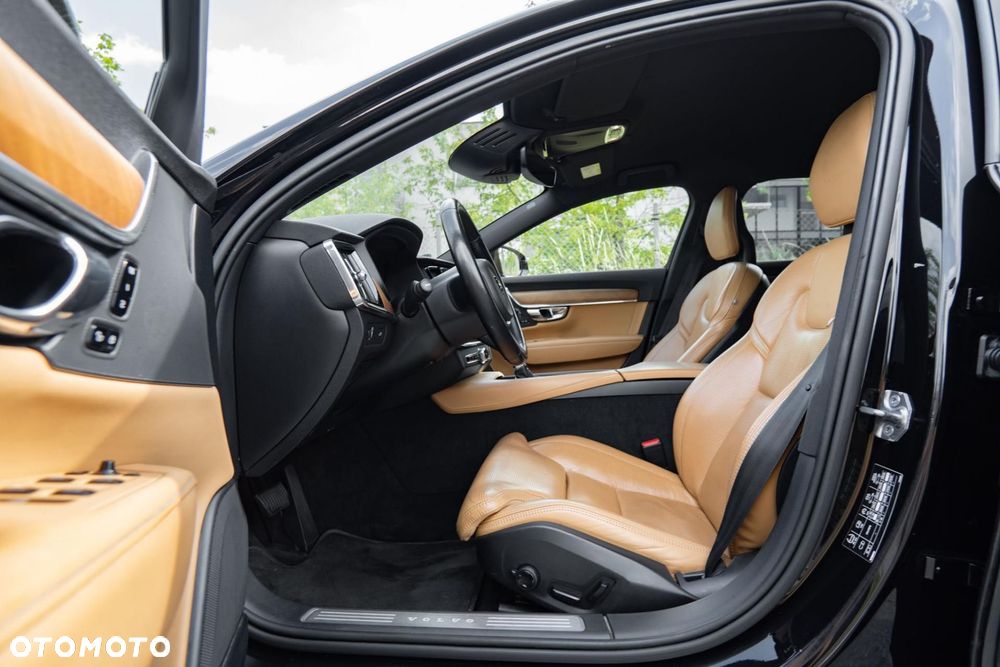 Volvo V90 D4 Inscription - 13