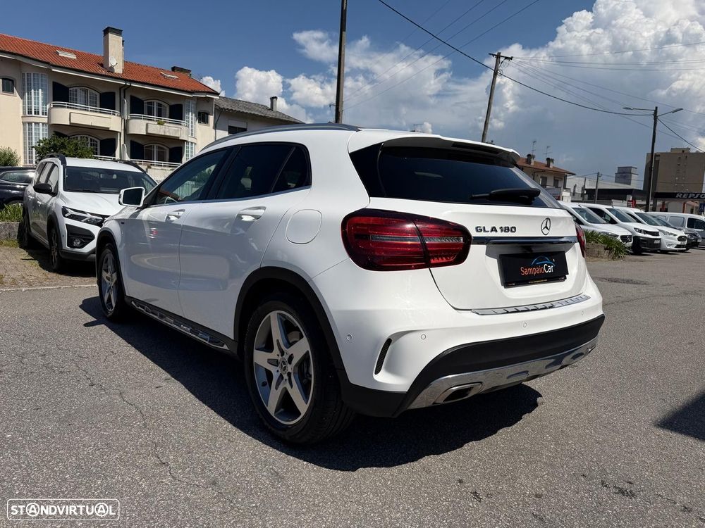 Mercedes-Benz GLA 180 AMG Line - 8