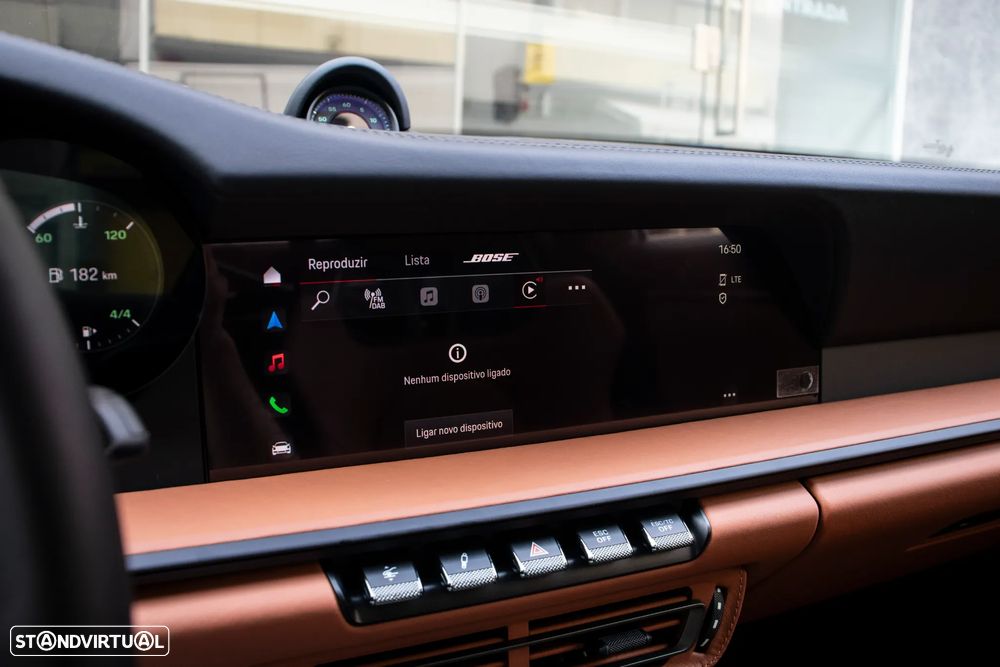 Porsche 911 (992) S/T - 25