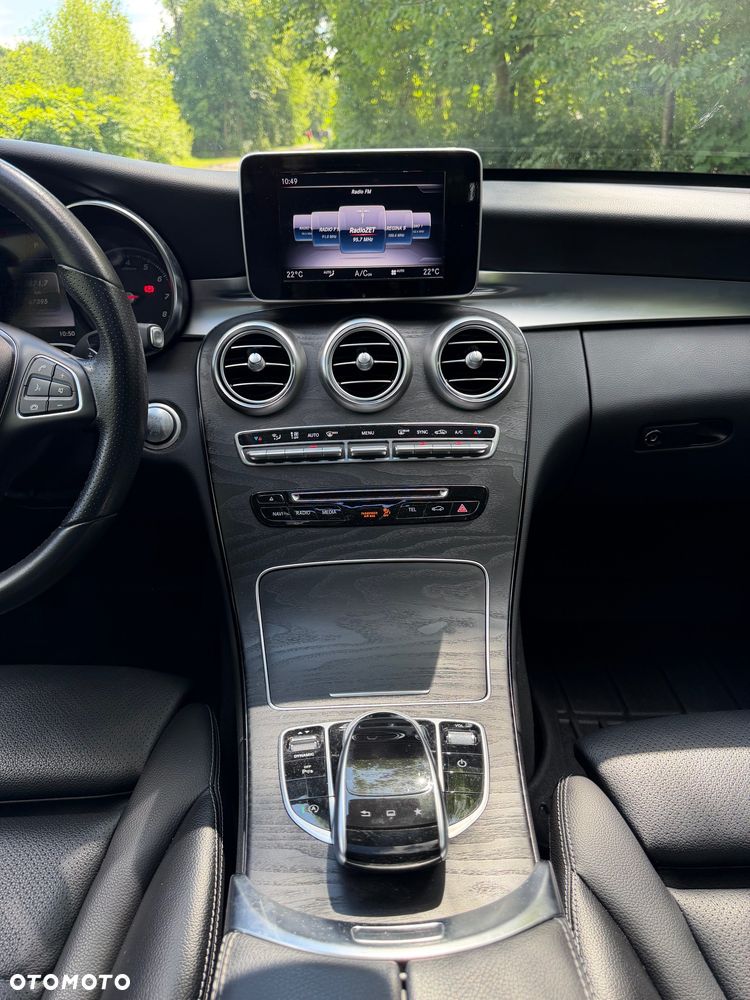Mercedes-Benz Klasa C 200 9G-TRONIC Exclusive - 24