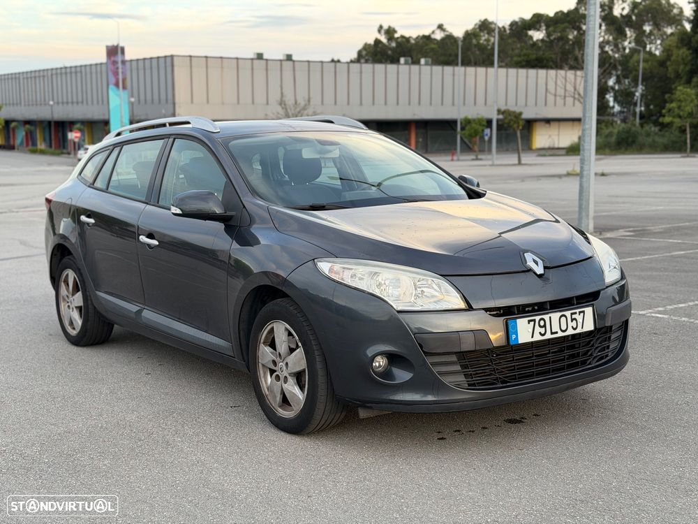Renault Mégane Sport Tourer 1.5 dCi Comfort SS - 2