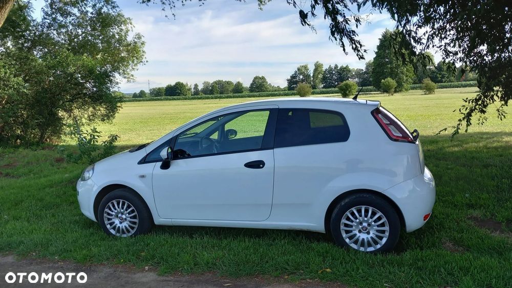 Fiat Punto 1.4 Easy S&S - 10