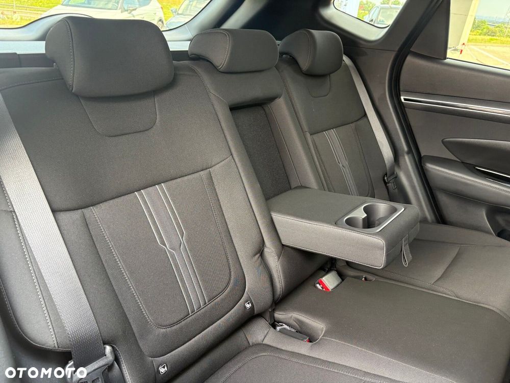 Hyundai Tucson - 16