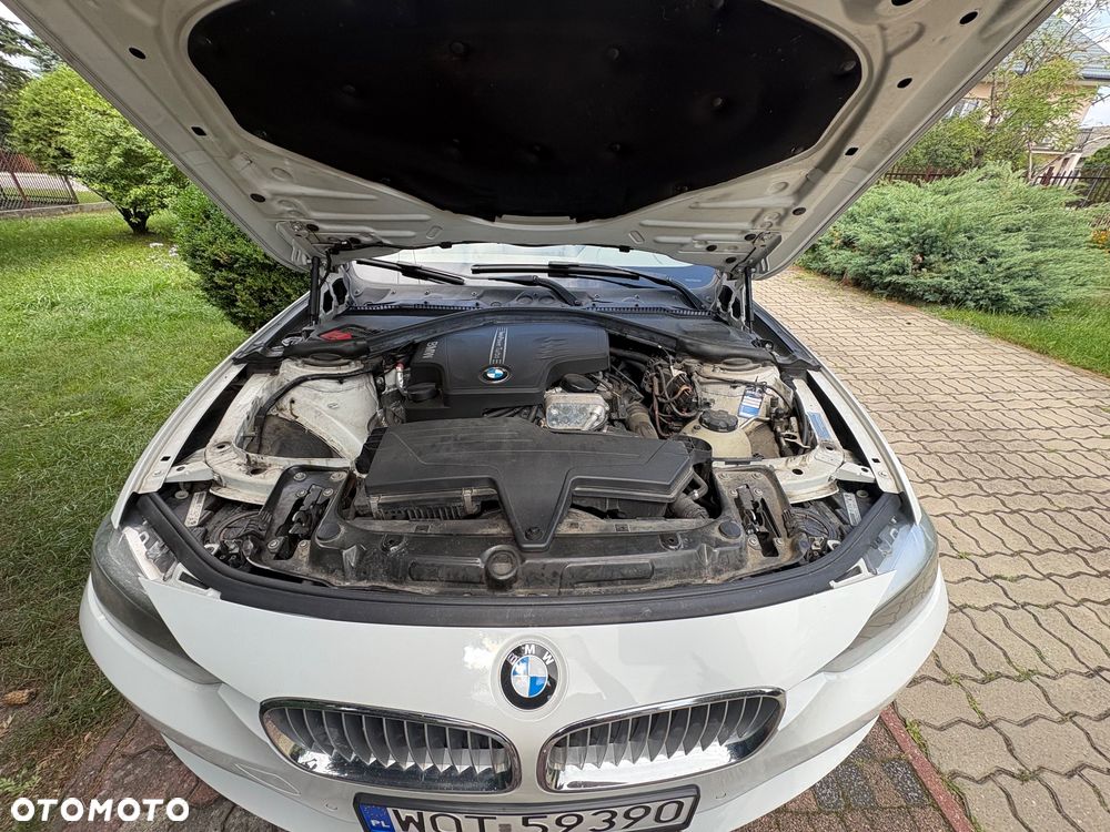 BMW Seria 3 328i - 9