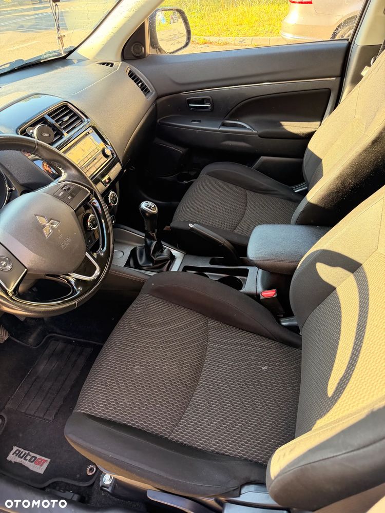 Mitsubishi ASX 1.6 Inform - 24