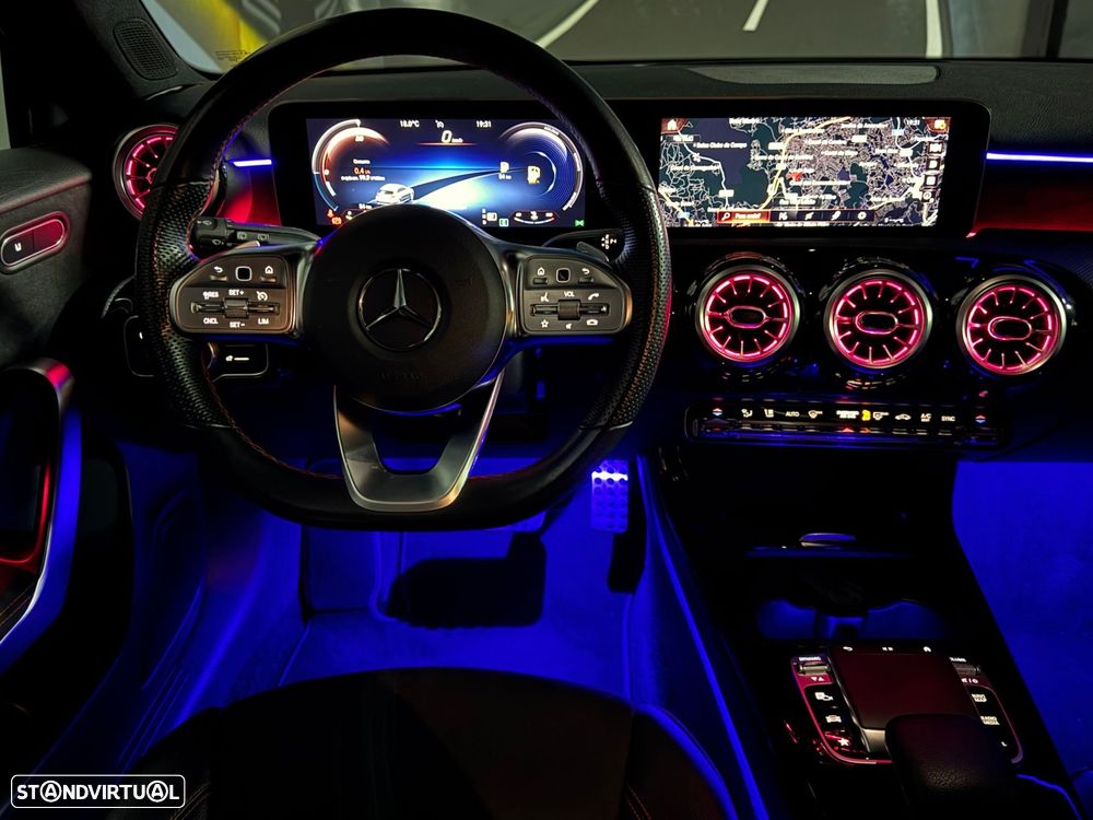 Mercedes-Benz A 180 d 7G-DCT AMG Line - 15