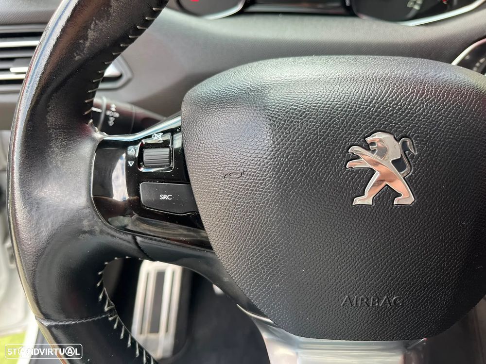 Peugeot 308 SW 1.6 BlueHDi Style - 18