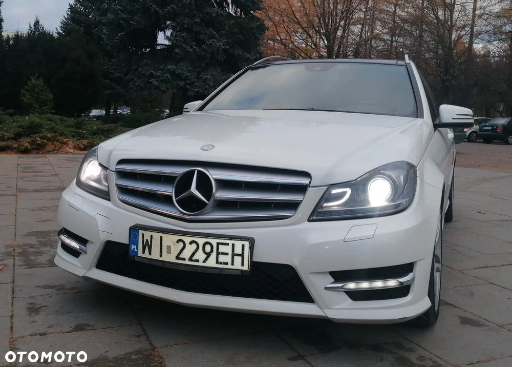 Mercedes-Benz Klasa C 350 CDI DPF 4Matic 7G-TRONIC BlueEFFICIENCY Special Edition - 1