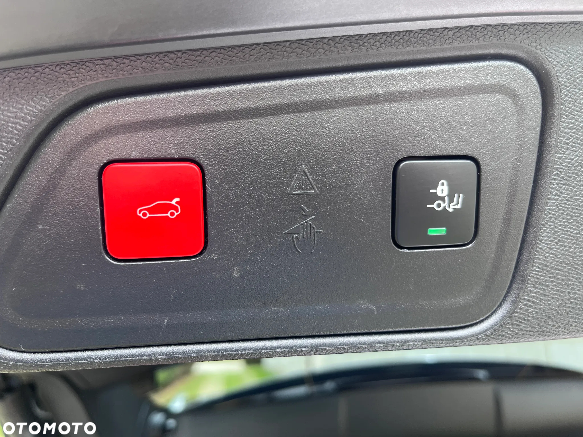 Peugeot 3008 1.6 PureTech Hybrid PHEV GT Pack S&S EAT8 - 19