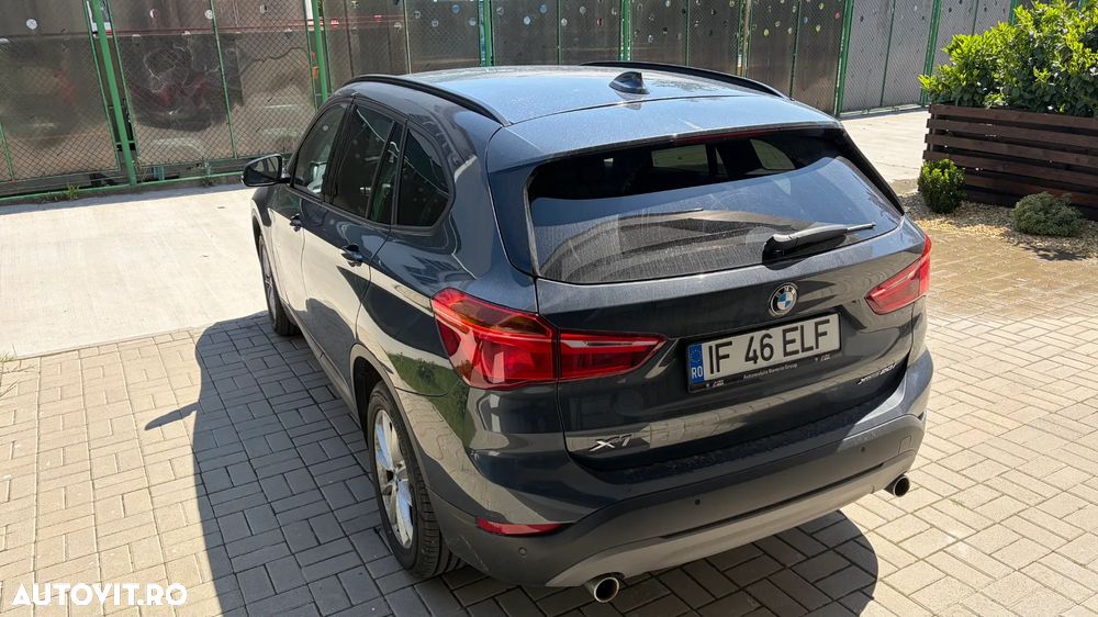 BMW X1 xDrive20i AT xLine - 2