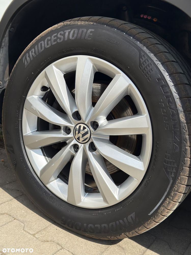Volkswagen Tiguan - 18