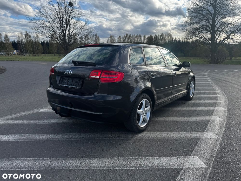 Audi A3 Sportback 1.6 Ambiente - 7