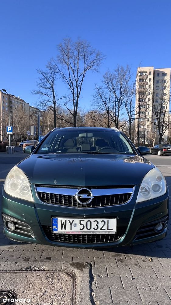 Opel Vectra 1.9 CDTI DPF Cosmo - 2
