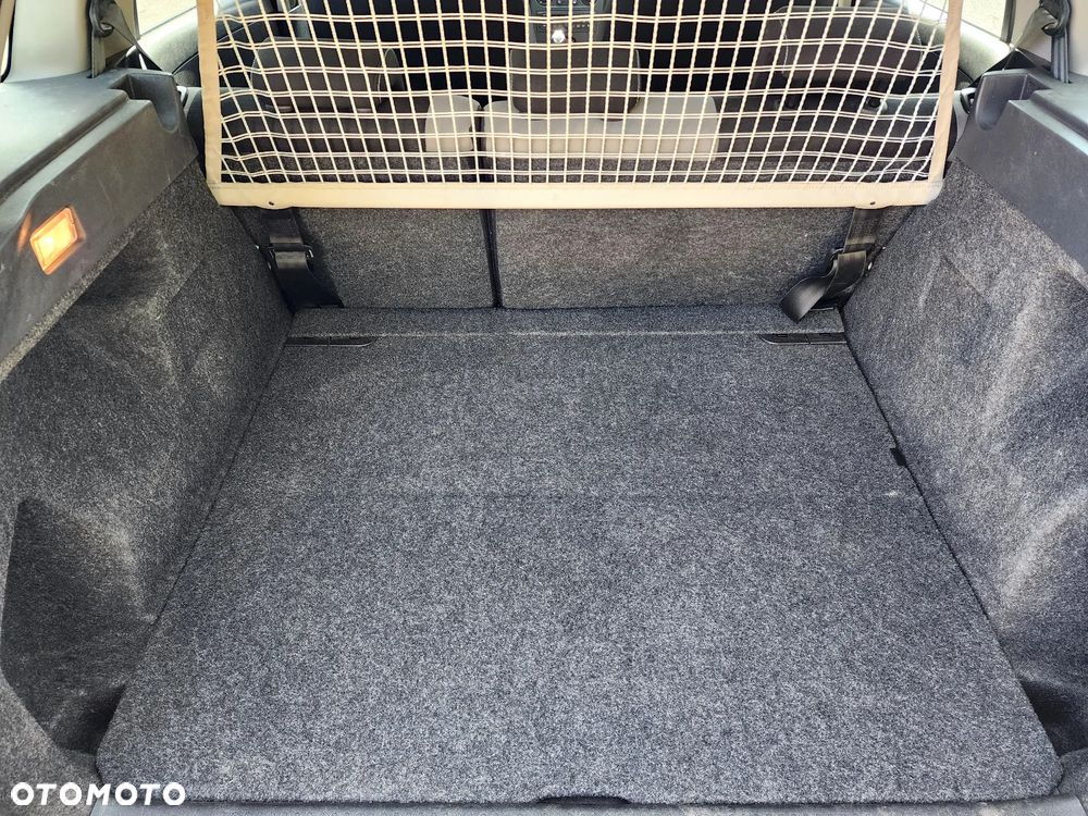 Renault Clio 1.2 16V 75 Expression - 26