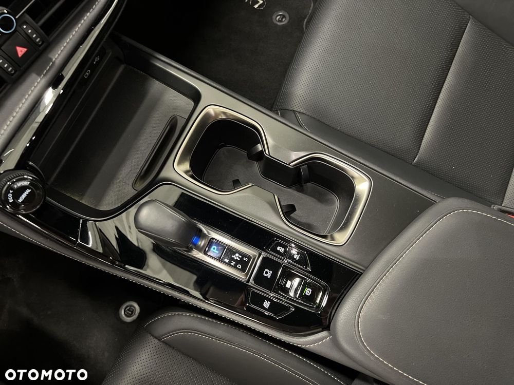 Lexus NX 350h Prestige AWD - 24