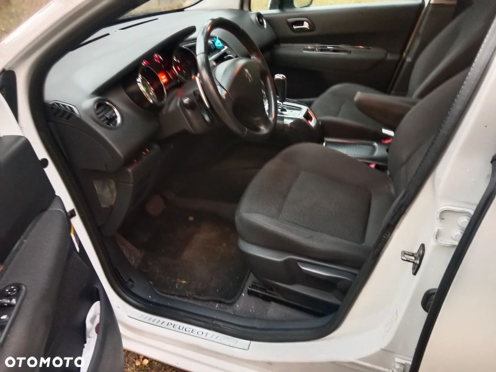 Peugeot 5008 - 20