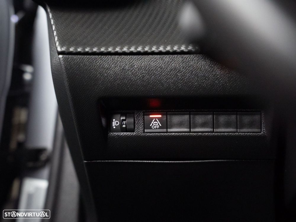 Peugeot 2008 1.2 PureTech Active Pack - 16