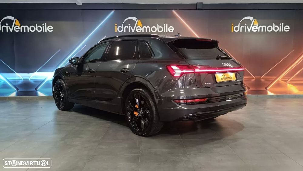 Audi e-tron 55 quattro Advanced - 2