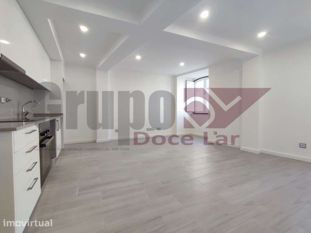 SESIMBRA - Apartamento T2 TOTALMENTE REMODELADO - Grande imagem: 4/24