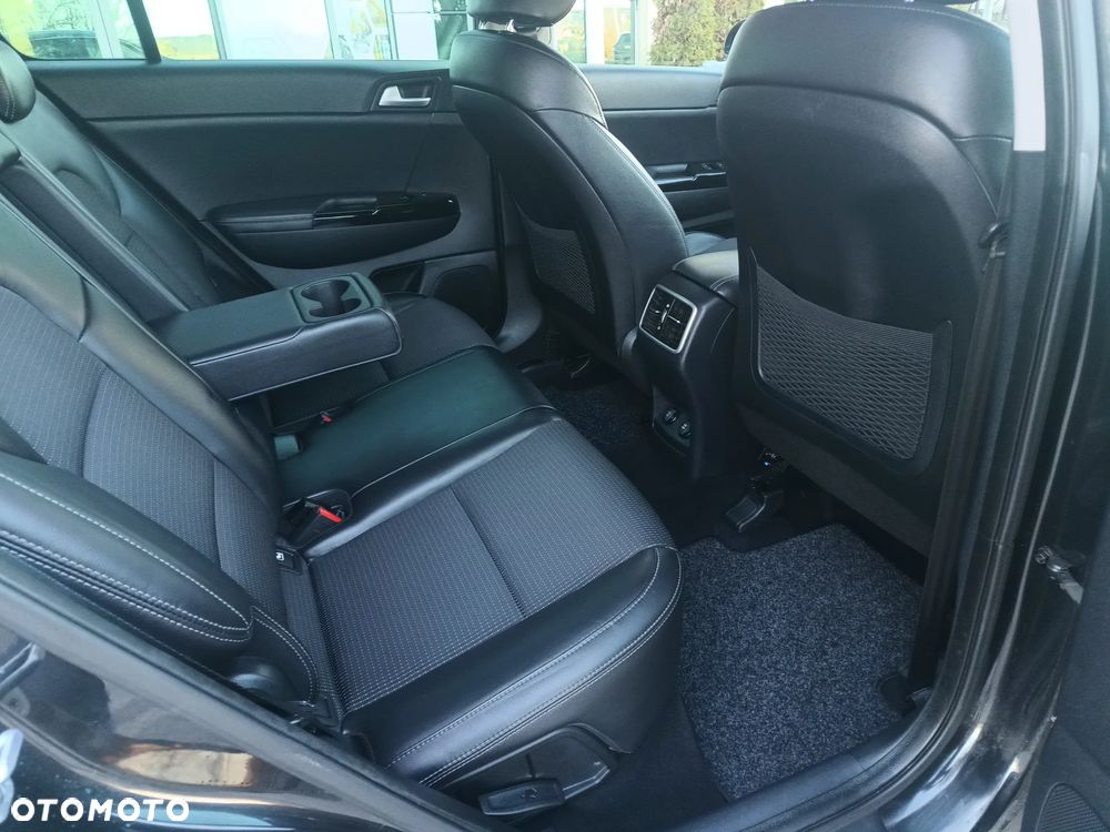 Kia Sportage 1.6 CRDI 2WD SPIRIT - 10