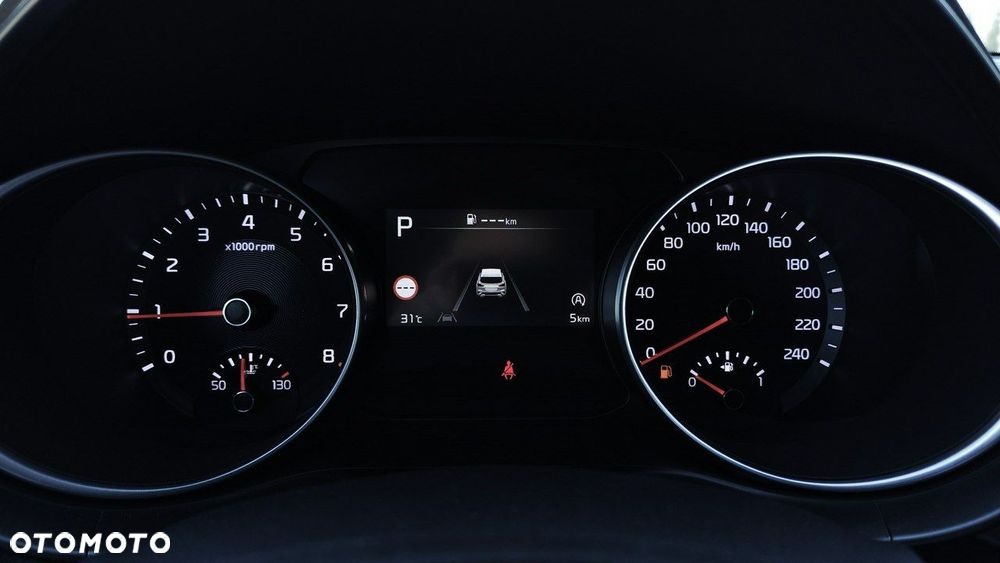 Kia XCeed - 17
