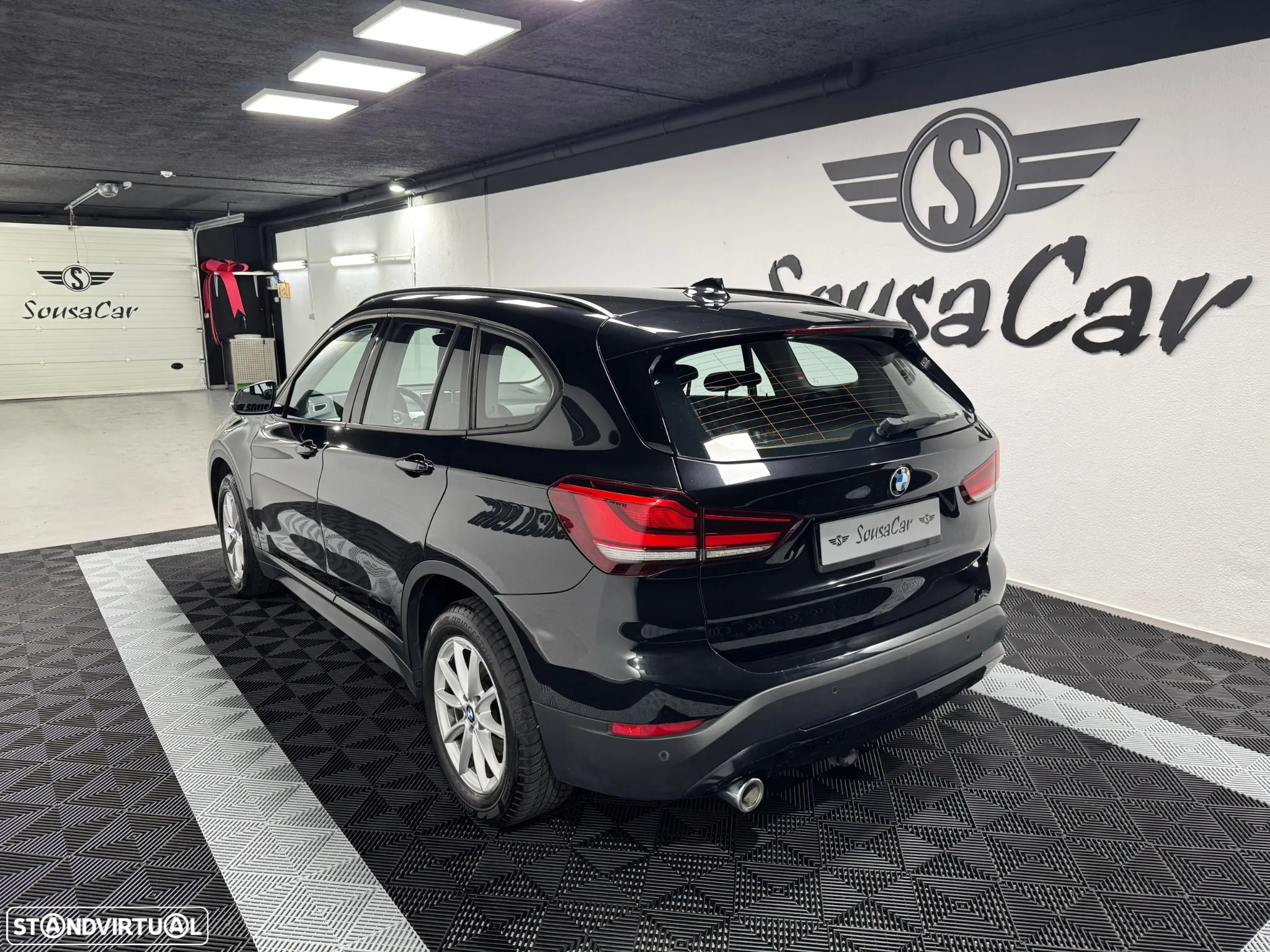 BMW X1 16 d sDrive Advantage - 2