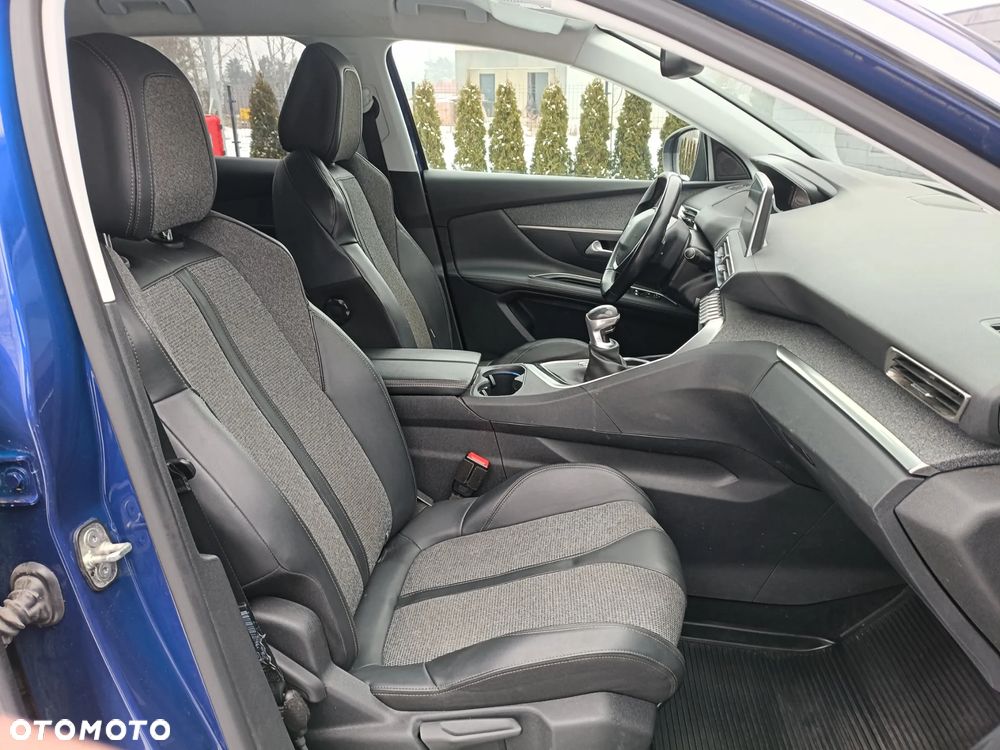 Peugeot 3008 - 16