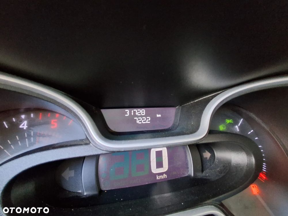 Renault Trafic - 17