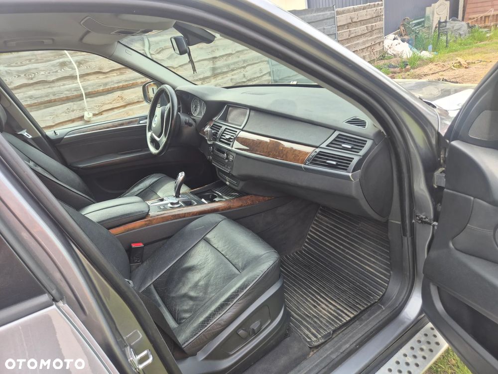 BMW X5 - 7