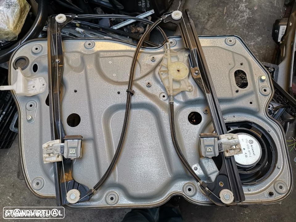 VW TOURAN ELEVADOR DTO - 1