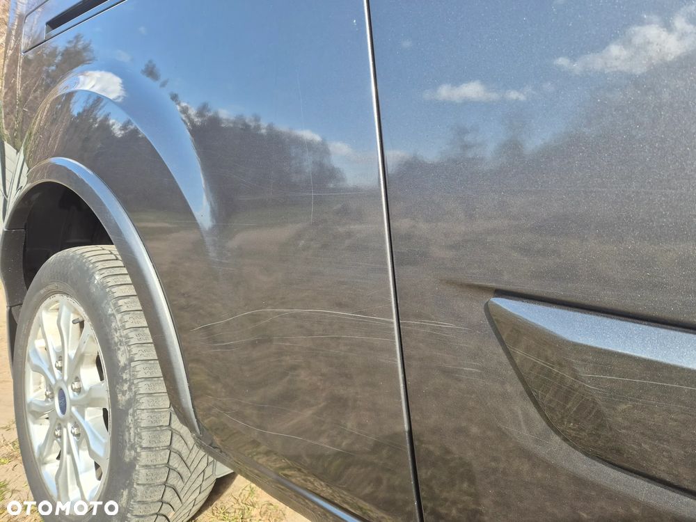 Ford Tourneo Custom - 7