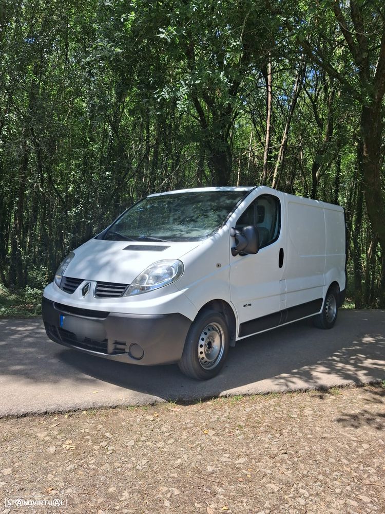 Renault Trafic 2.0 DCI - 4