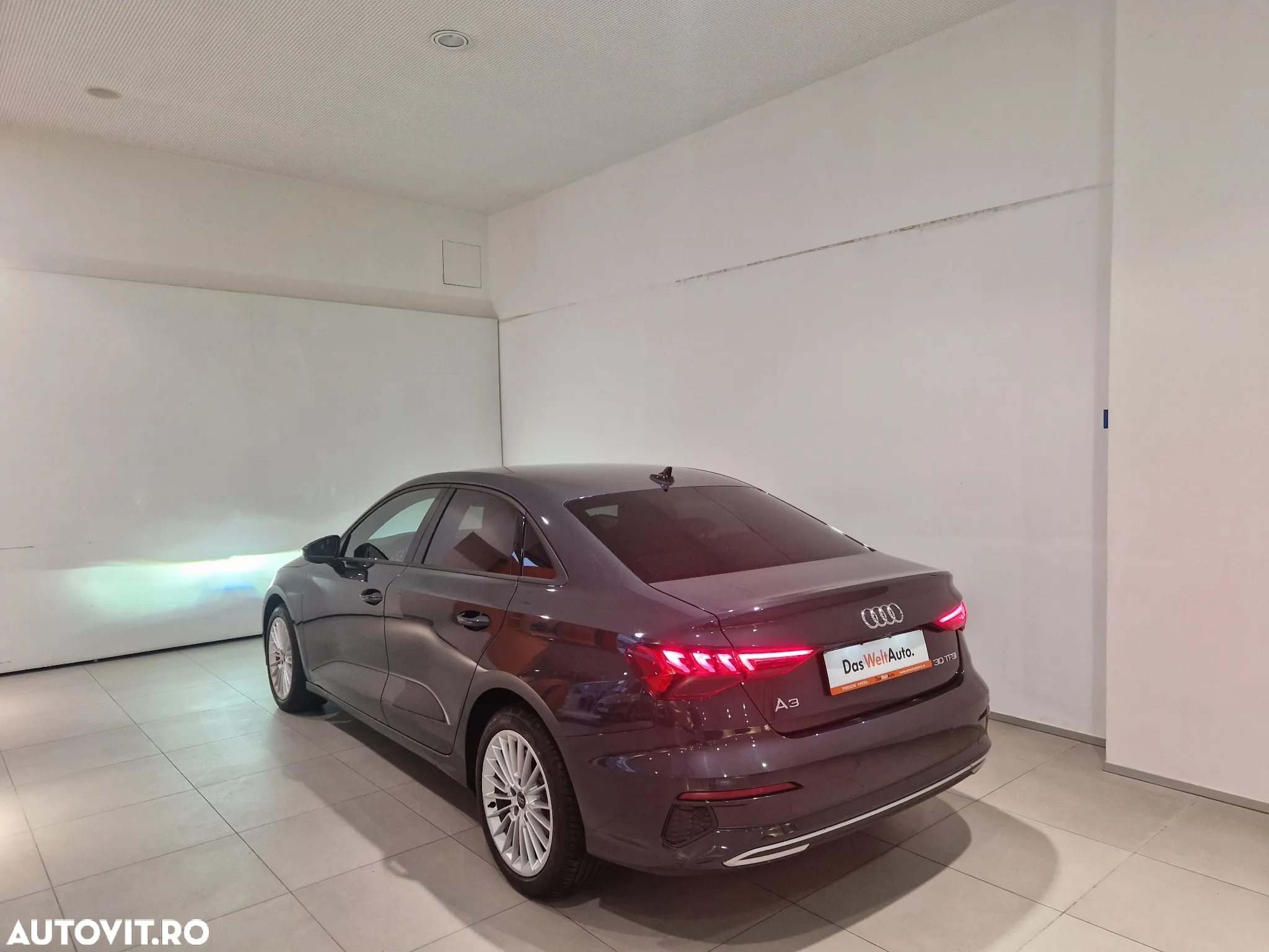 Audi A3 1.0 30 TFSI MHEV S tronic Advanced - 3