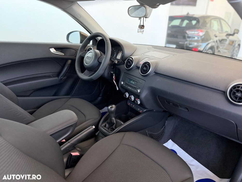 Audi A1 1.2 TFSI Ambition - 12