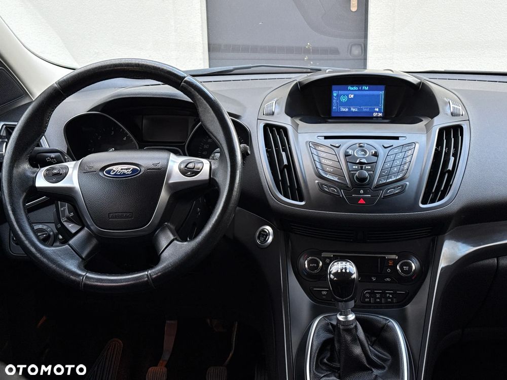 Ford Kuga - 30