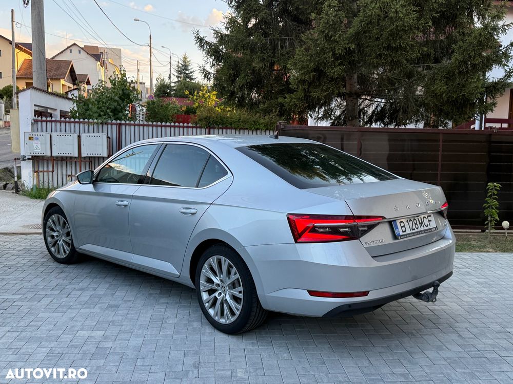 Skoda Superb 2.0 TDI 4X4 DSG Style - 2