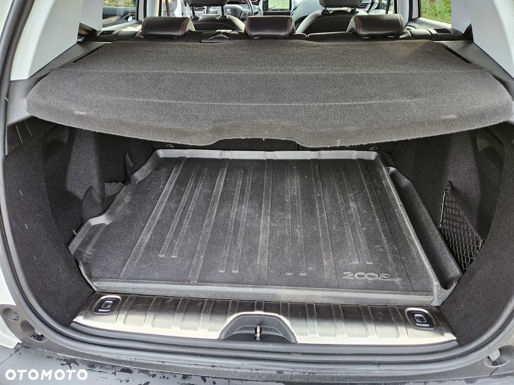 Peugeot 2008 PureTech 110 Stop&Start GT-Line Edition - 18